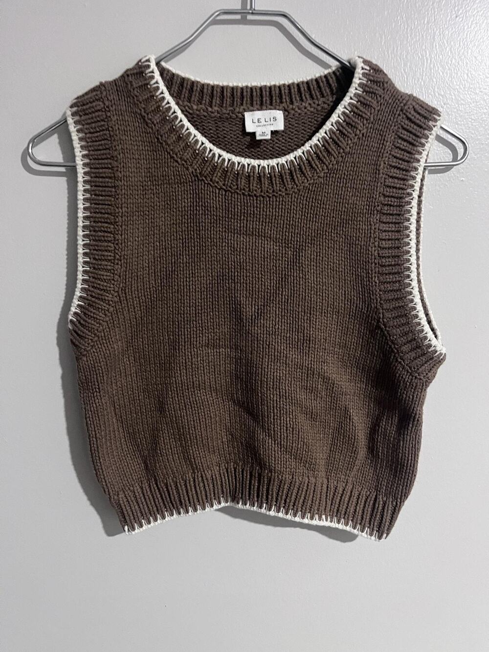 Le Lis Collection Vest Womens M Brown Chunky-Knit Crochet Trim Sleeveless